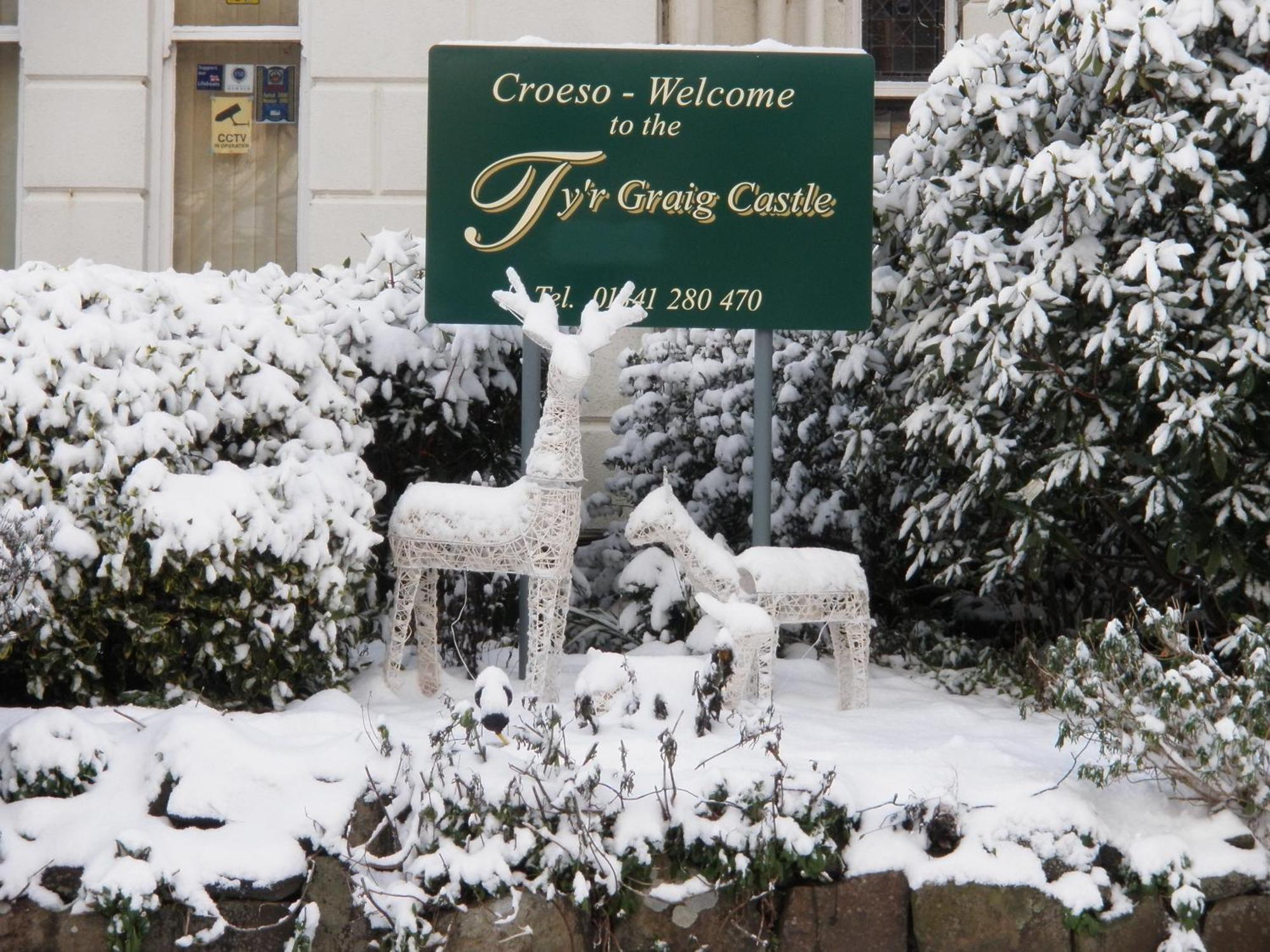 Tyr Graig Castle Hotel Barmouth Exterior photo